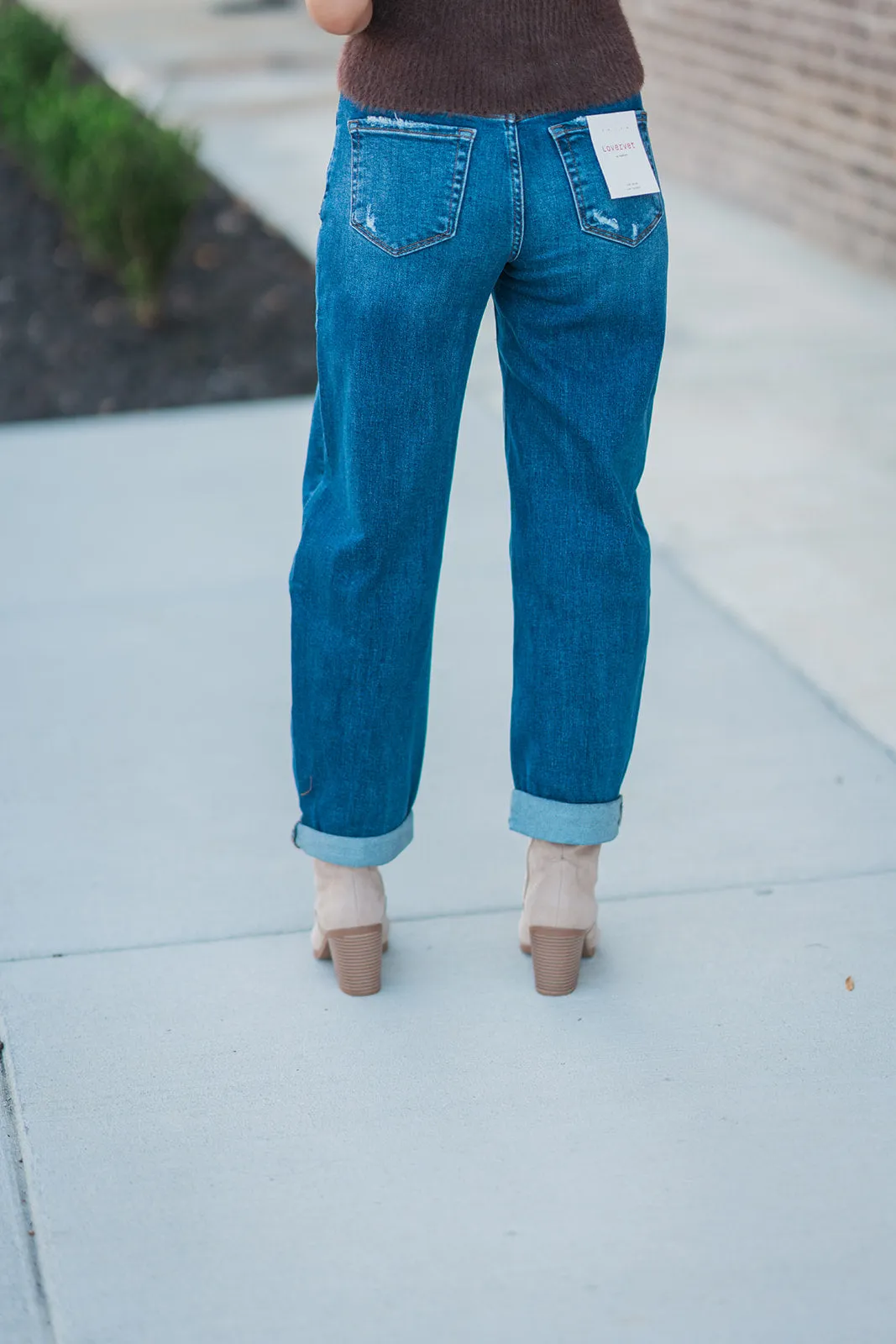 Molly Mid-Rise Barrel Jeans