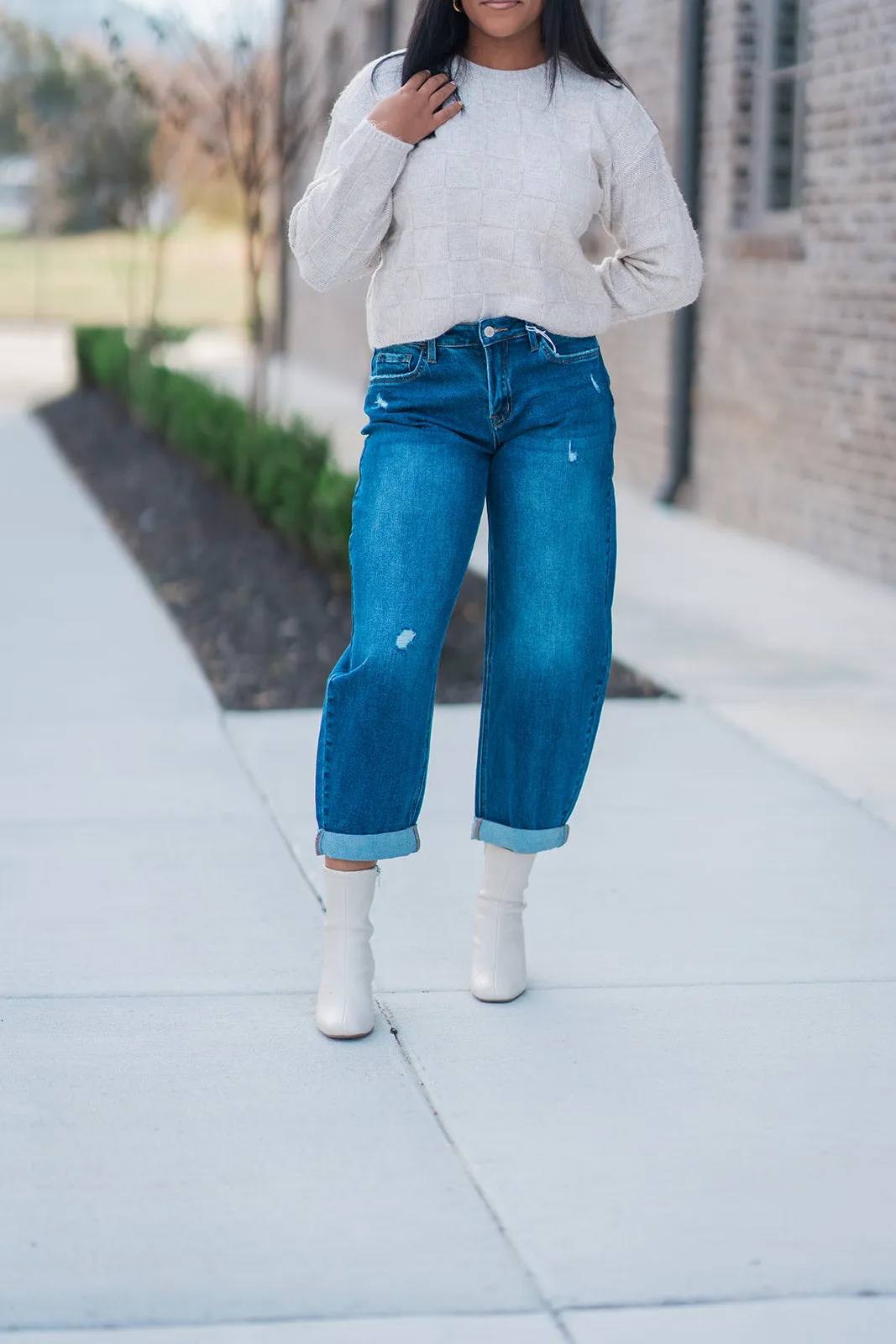 Molly Mid-Rise Barrel Jeans